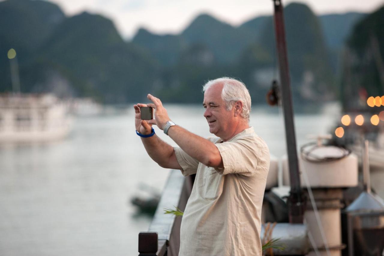 Le Journey Halong Bay Cruises Hotel Ха Лонг Екстериор снимка
