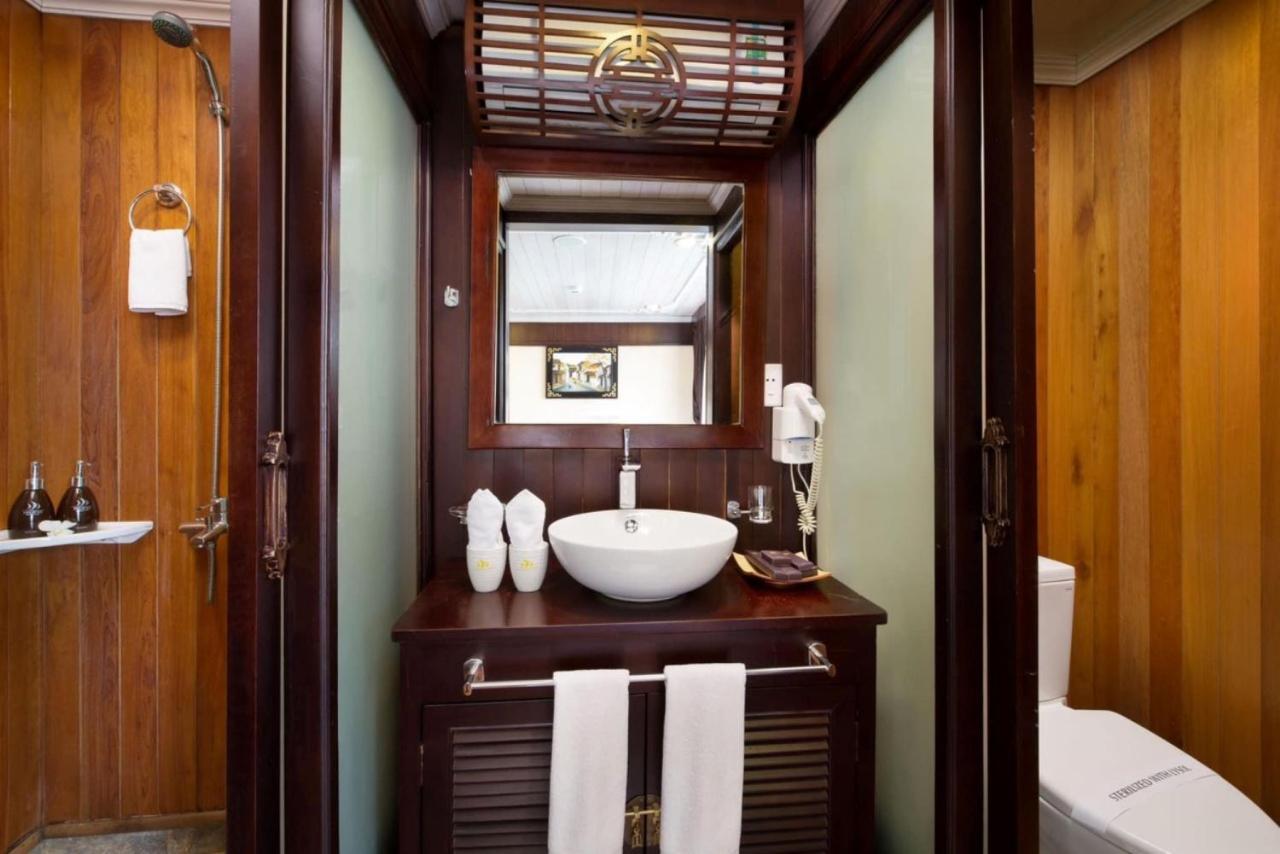 Le Journey Halong Bay Cruises Hotel Ха Лонг Екстериор снимка