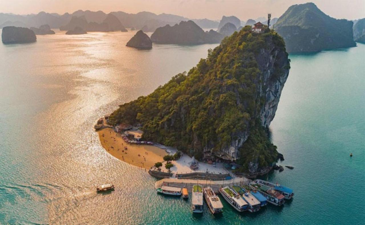 Le Journey Halong Bay Cruises Hotel Ха Лонг Екстериор снимка