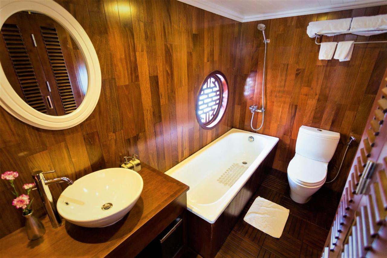 Le Journey Halong Bay Cruises Hotel Ха Лонг Екстериор снимка